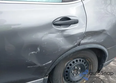 2018 Nissan Rogue S z USA, uszkodzony, nr VIN KNMAT2MT1JP562428